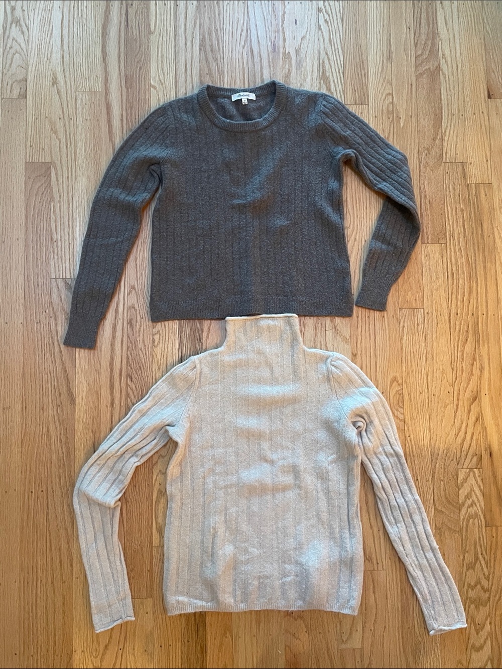 Bundle of 2 Madewell Sweaters - XS